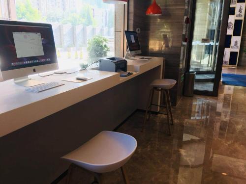 홀리데이 인 익스프레스 스좌좡 하이테크 존 바이 IHG - 비즈니스 센터