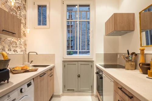 Appartement de charme à Montmartre, Parigi (foto 9)