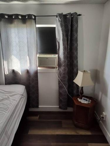 Tranquil & Tasteful One Bdrm Private Suite NE, Edmonton, Alberta