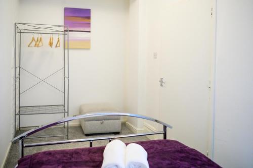 Purple Blossom, 2 bed apartment, Wi-Fi, near Didsbury, free parking, Manchester (fotografie 6)