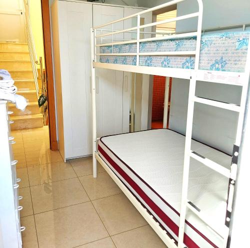 Cheap Studio, wifi free Adeje house, Adeje (foto 8)