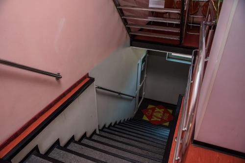 Hotel Yax - image 3