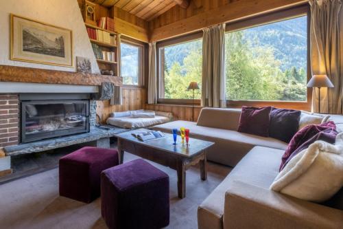 Chalet de l'aiguille with view on Mont Blanc Chamonix