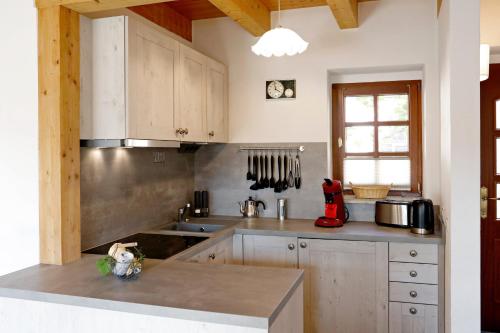 ห้องครัว, Gute Lage Ferienwohnungen in บัด ดูร์คไฮม์