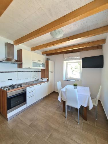 Apartments Sveti Ivan