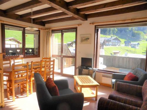 Bel appart 2* 6 pers, terrasse sud, pied des pistes - FR-1-342-241