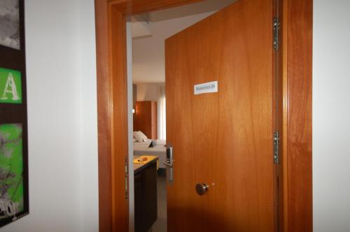 Sitges Apartment - image 13