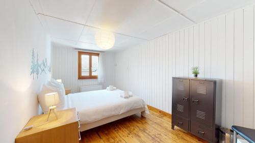 Cosy flat in the heart of the Valaisan mountains
