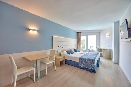 room detail thumbnail 0