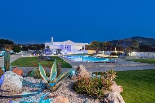 Marble Pool Villa