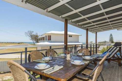 . Beach Break - Family Accommodation with Ocean Views