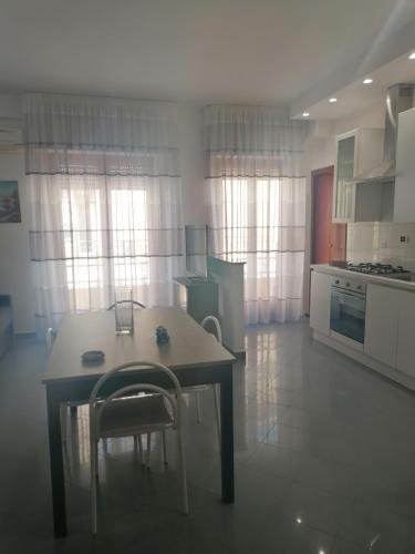 Παροχές, Fenicottero Rosa in Μαργκερίτα ντι Σαβόια