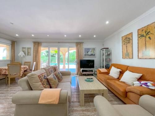 Facilities, Villa Las Rotas in Las Rotas Beach