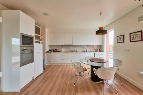 Konyha, Luxury Farmhouse with Swimming Pool, By TimeCooler in Sobral de Monte Agraco