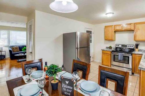 {Hot Tub in Ranch} Mins to Airport/UofR/Strng/Dwtn in Rochester, USA