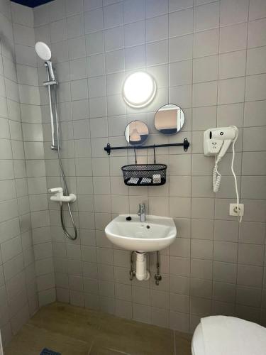 Hotel HEB - image 4