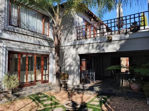 Troas Boutique hotel in สวนแวนเดอร์บิจล์