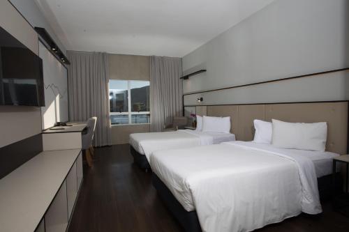 2 twin beds