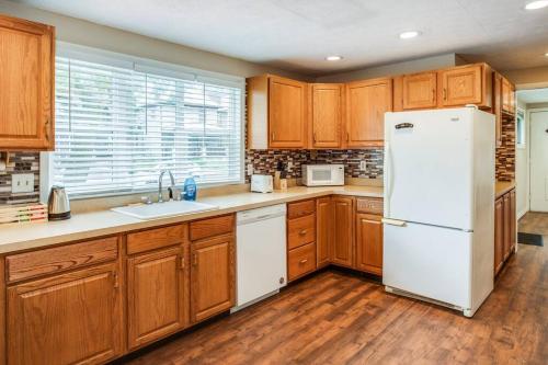 Centric Ranch in the South ave by Dwtn/UofR/Arpt near Susan B. Anthony-ház