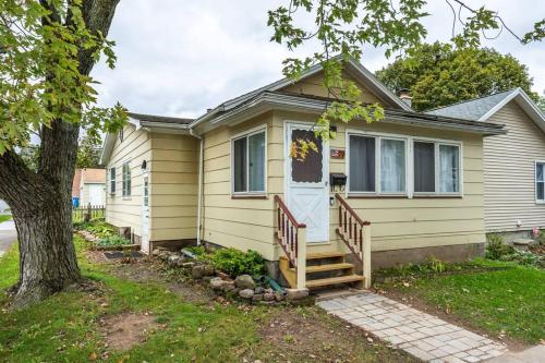 Centric Ranch in the South ave by Dwtn/UofR/Arpt near Susan B. Anthony-ház