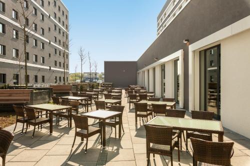 Novotel Duesseldorf Airport - image 4