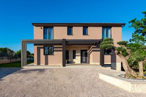 المنظر الخارجي, Villa Zara in Santalezi