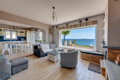  Fabbrica BnB in Vari