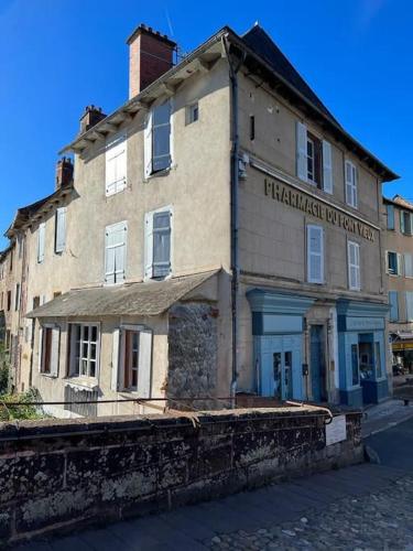 Au Pont Vieux 9 personnes - Location saisonnière - Espalion