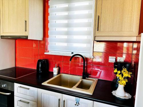 Apartment image 10