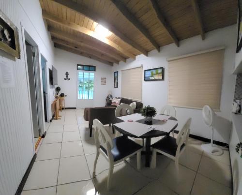 Fasilitas, Casita Playera Aguadeña (Casita Playera Aguadena) in Aguada