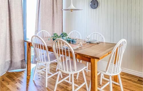 virtuve, 3 Bedroom Nice Home In Burgsvik in Burgsvik