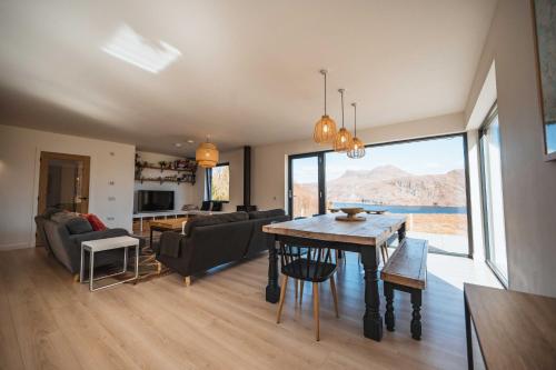A szálláshely kívülről, Stunning loch view home sleeping 8 in Dundonnell