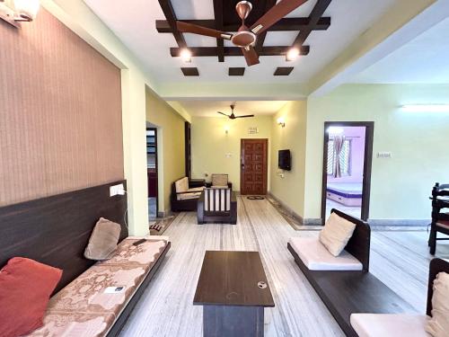 Lavish & Luxury 3BHK Apartment in Kalikapur Main Road