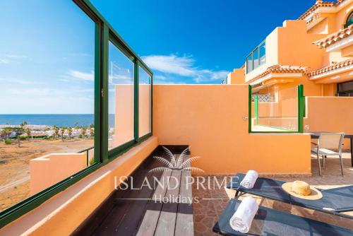 Holiday with Seaviews in Golf del Sur TLP516