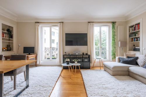 Amazing & luminous 3bd for 6p at Luxembourg Garden