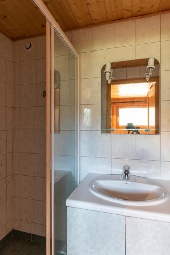 Chalet image 10