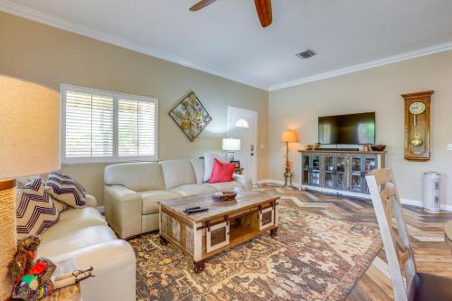 Idyllic Las Vegas Oasis with Outdoor Pool!, Las Vegas (foto 5)