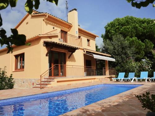 Villa Garbí by Alvent Holidays