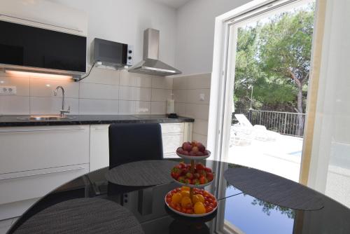 Apartments Nika - image 8
