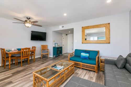 308B - Beautiful Harbor Ocean Retreat in Oceanside, USA