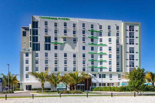 Wyndham Garden Miami International Airport