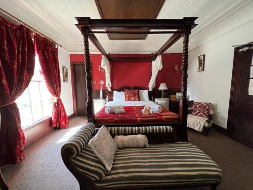 Georgian House Hotel - image 6