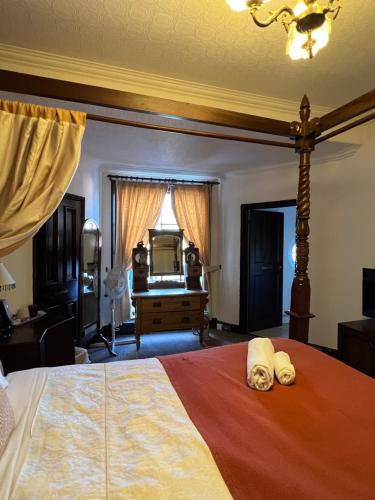 Georgian House Hotel - image 4