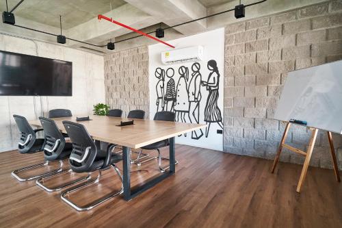 Mosaic Studios Buenavista - image 4