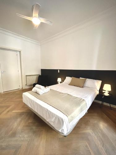 Villa rooms - Tap to explore photos