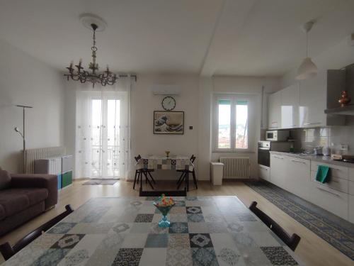 CASA BILO, Ancona (foto 2)