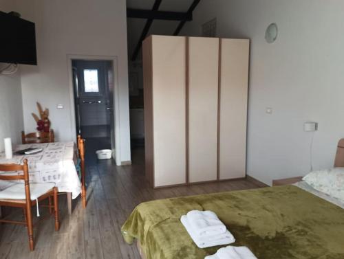 Apartment, 200m from sea, Brtonigla (photo 5)