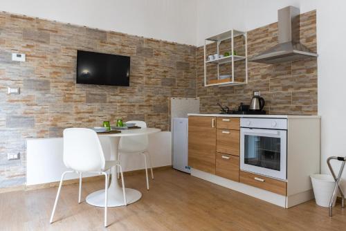 Lovely Rooms - Guest House Suites - Valenzano