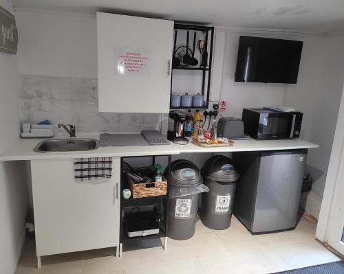 Hidden Treasure-Netflix and Wi-Fi-Basement flat in Gillingham