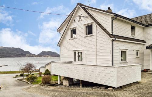 Lovely Apartment In Sandnes With House Sea View